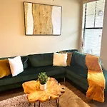 Modern Apartment, Close To Downtown/Free Parking
