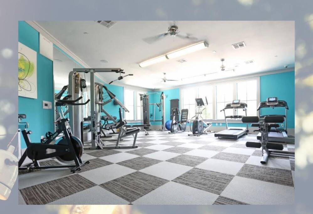 Apartamento Modern Apartment, Close To Downtown/free Parking